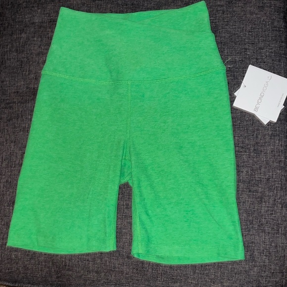 NWT beyond yoga space dye biker shorts - Picture 1 of 4